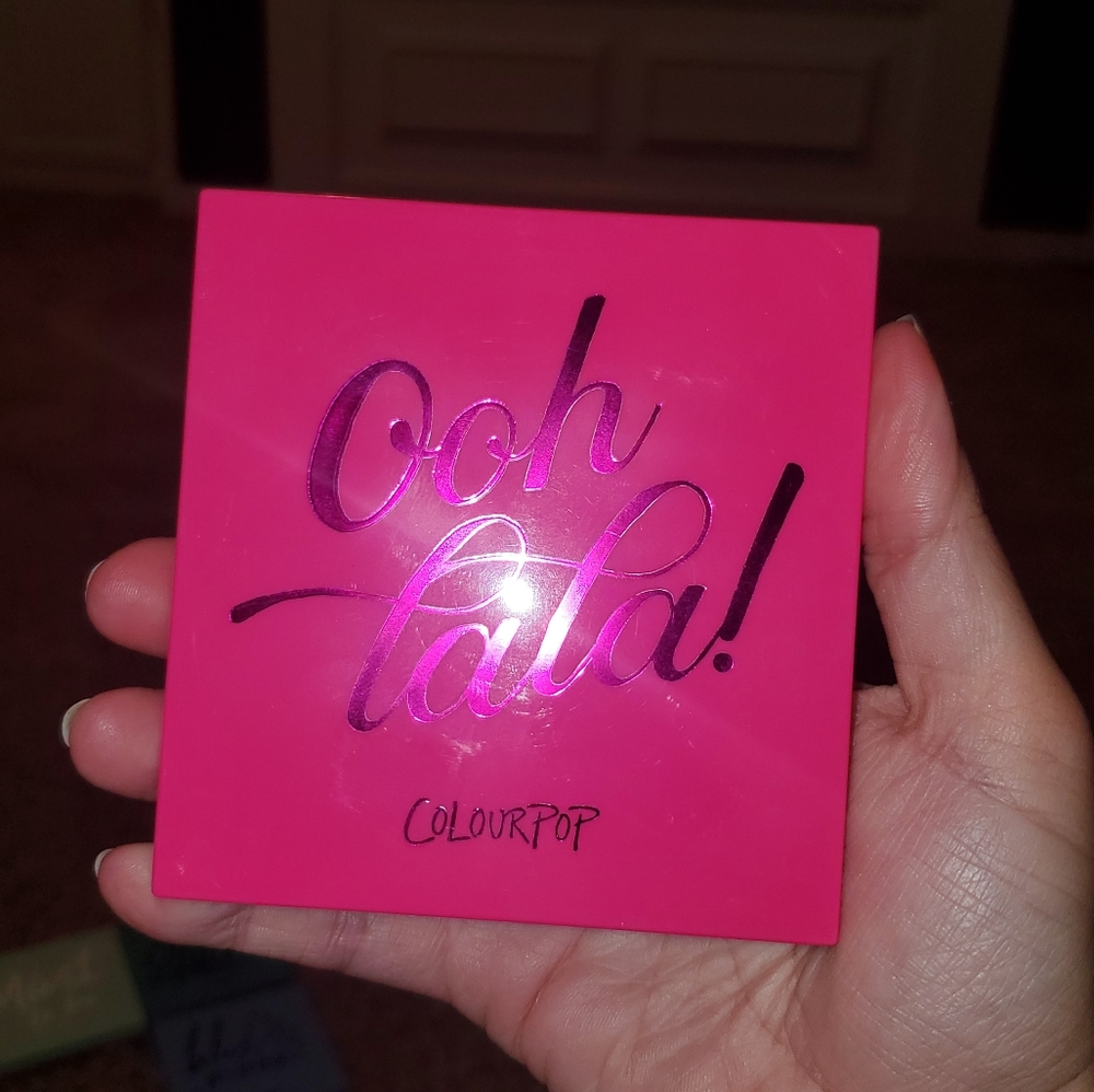 Colourpop oh la la palette